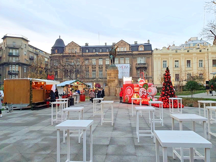 Monument to Vojvoda Vuk and the Museum of Applied Art in the back Monument to Vojvoda Vuk and the Museum of Applied Art in the back